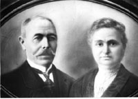 Leonardo Muņoz and Josefa Pizā